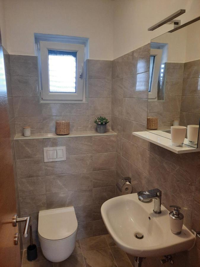 Apartman Laura M ヴォディツェ エクステリア 写真