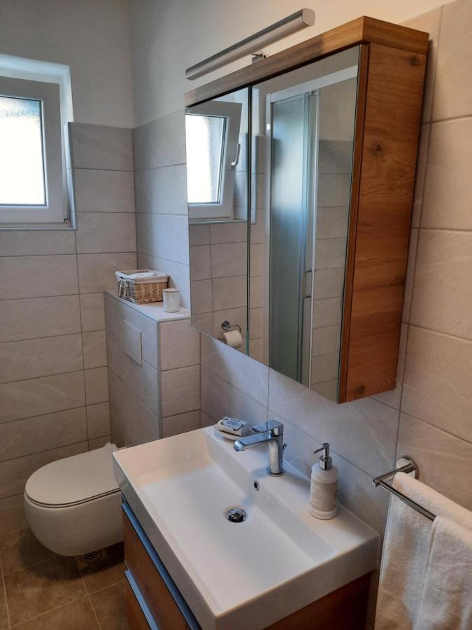Apartman Laura M ヴォディツェ エクステリア 写真