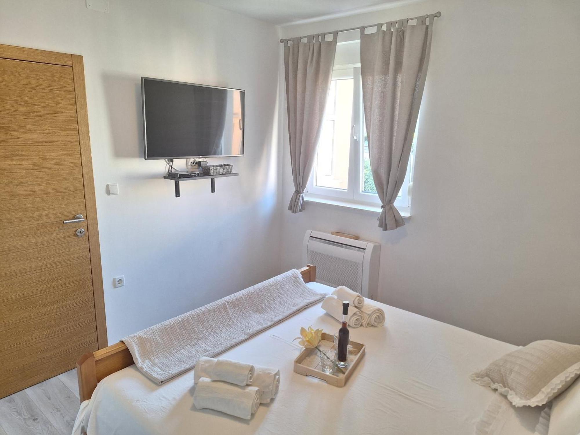 Apartman Laura M ヴォディツェ エクステリア 写真